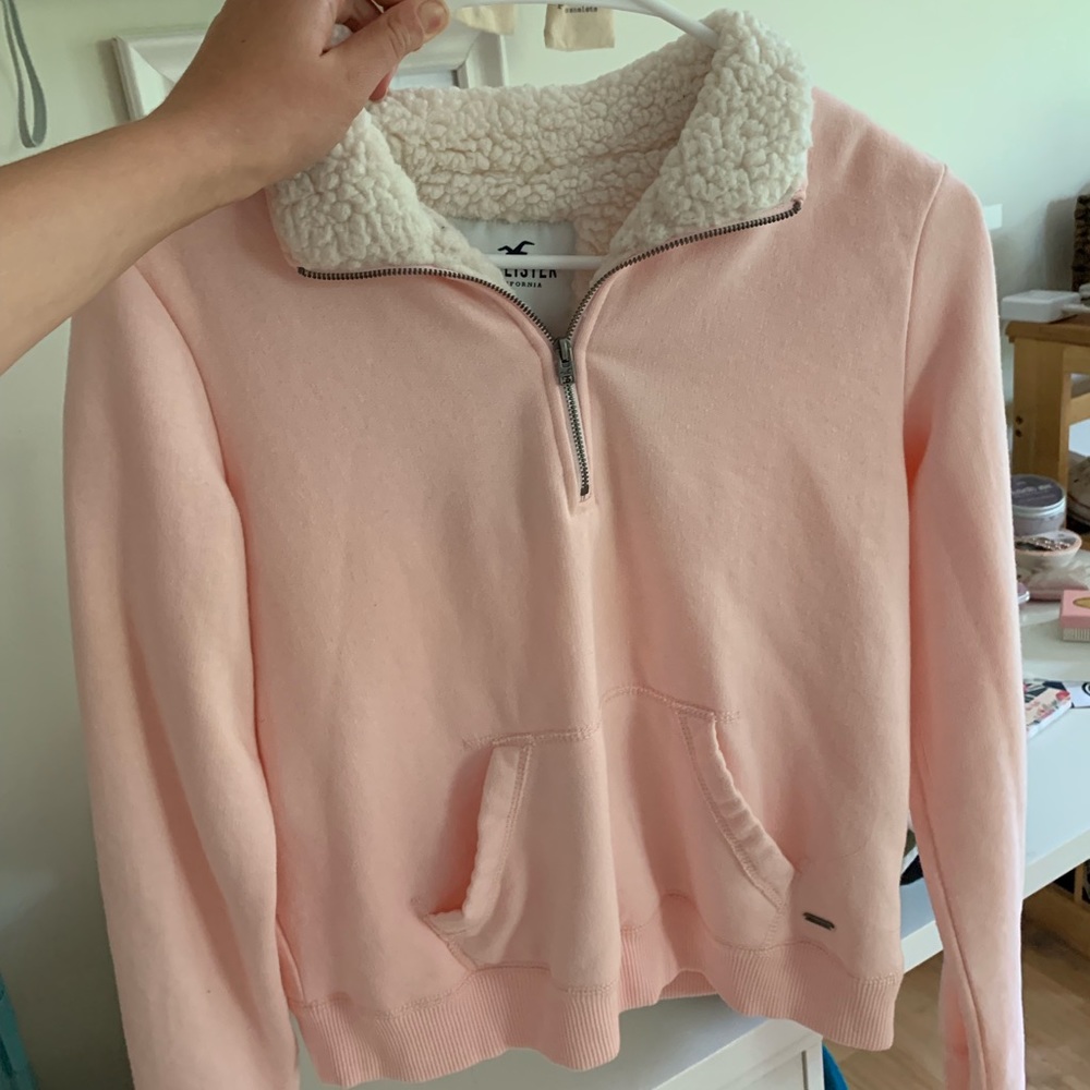 Hollister 1/2 Zip Pink Sweatshirt